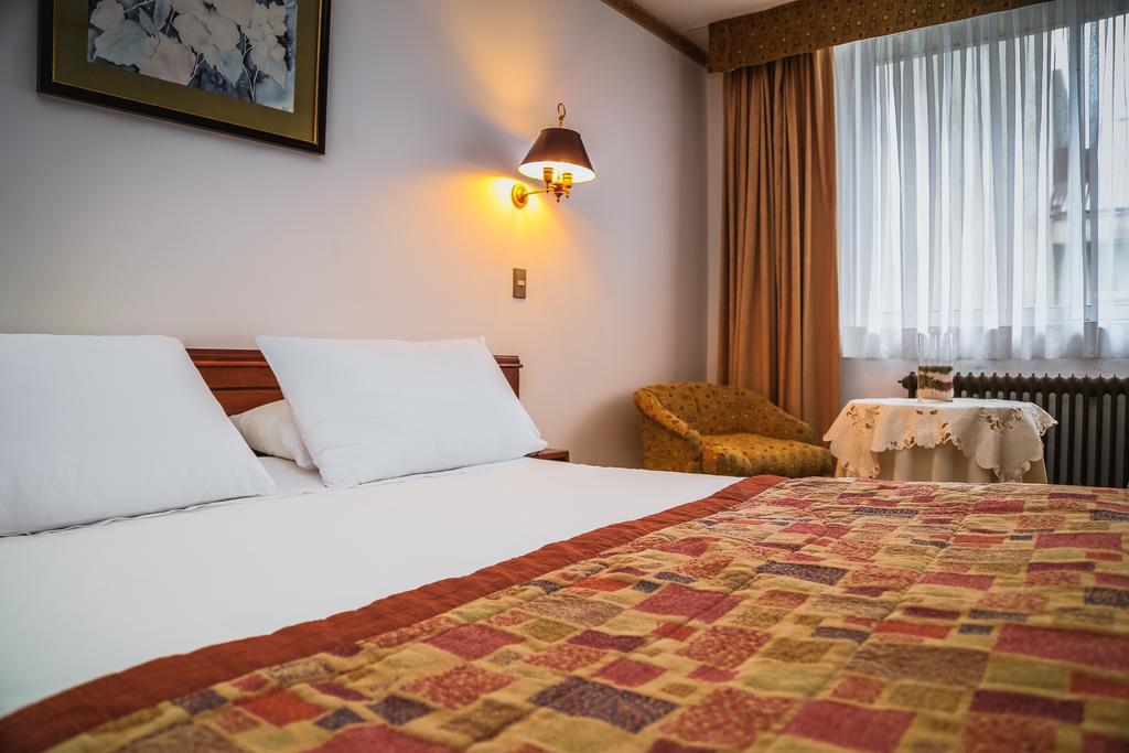 Hotel Los Navegantes 蓬塔阿雷纳斯 外观 照片