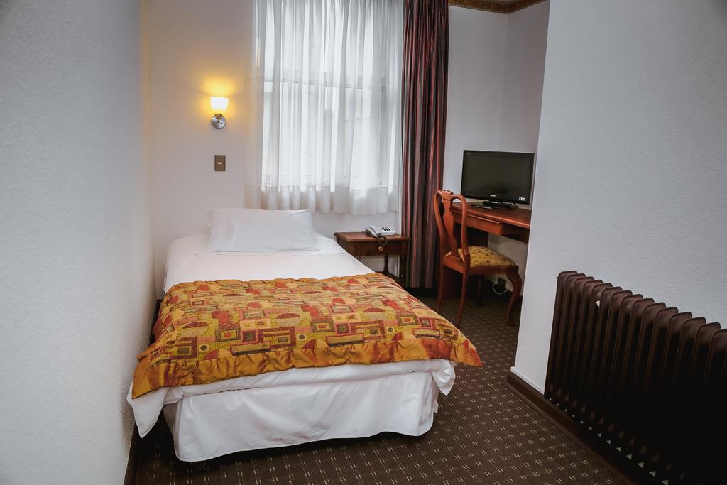 Hotel Los Navegantes 蓬塔阿雷纳斯 外观 照片